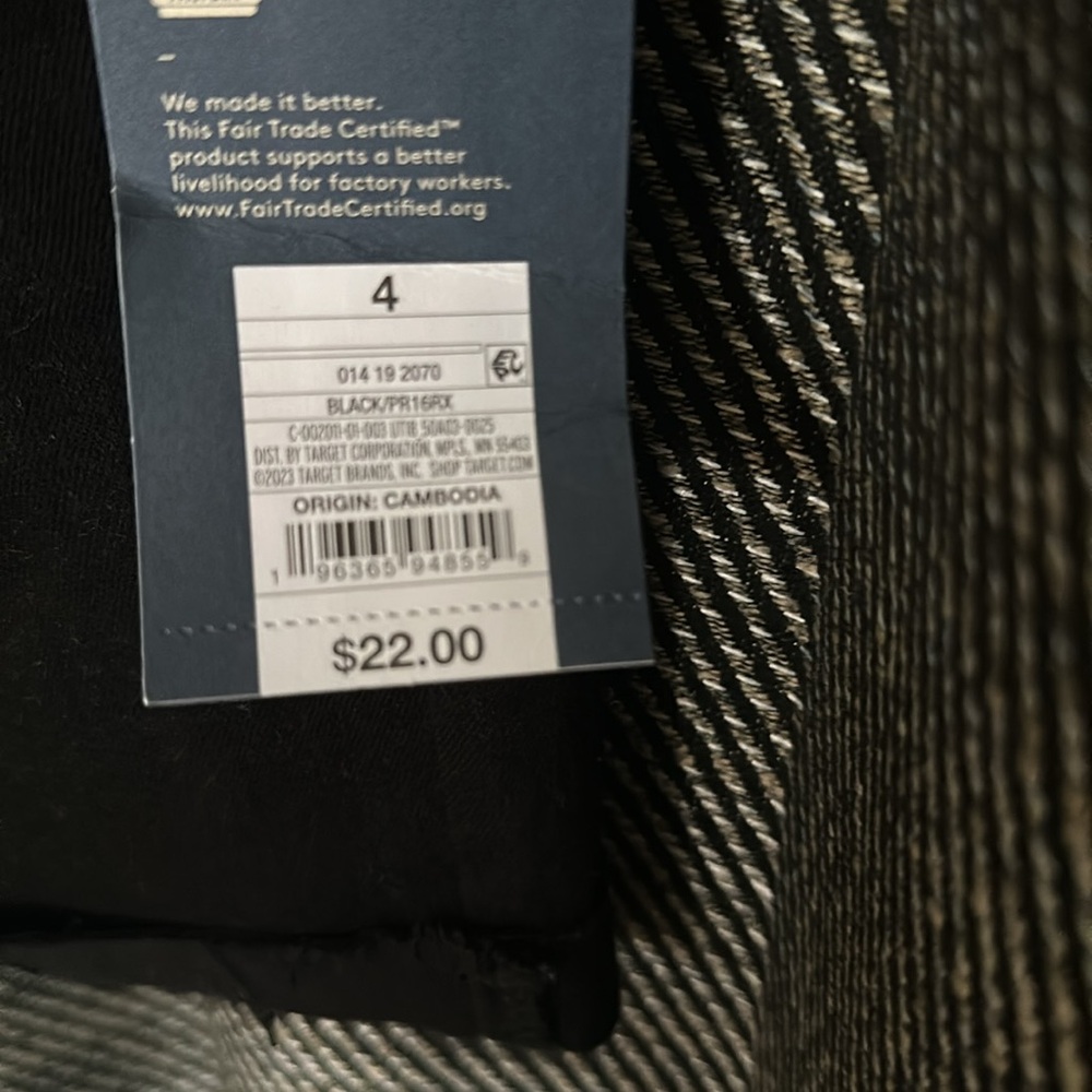 Universal Thread Shorts - Picture 3 of 4